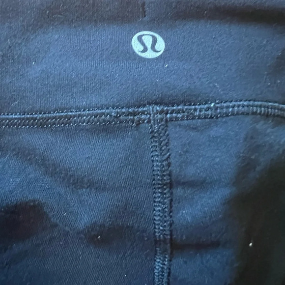 LULULEMON 🍋shorts! - Picture 5 of 5